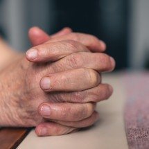 Alzheimer além dos mitos: o que os avanços da ciência ajudam a esclarecer?