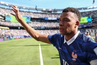 Mbappé reage a recorde quebrado na França: É algo muito grande