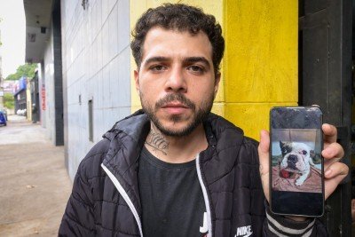 Alexandre Silva Andrade é dono de Bruce, bulldog francês baleado baleado por sargento da PMMG -  (crédito: Leandro Couri/EM/D.A Press)