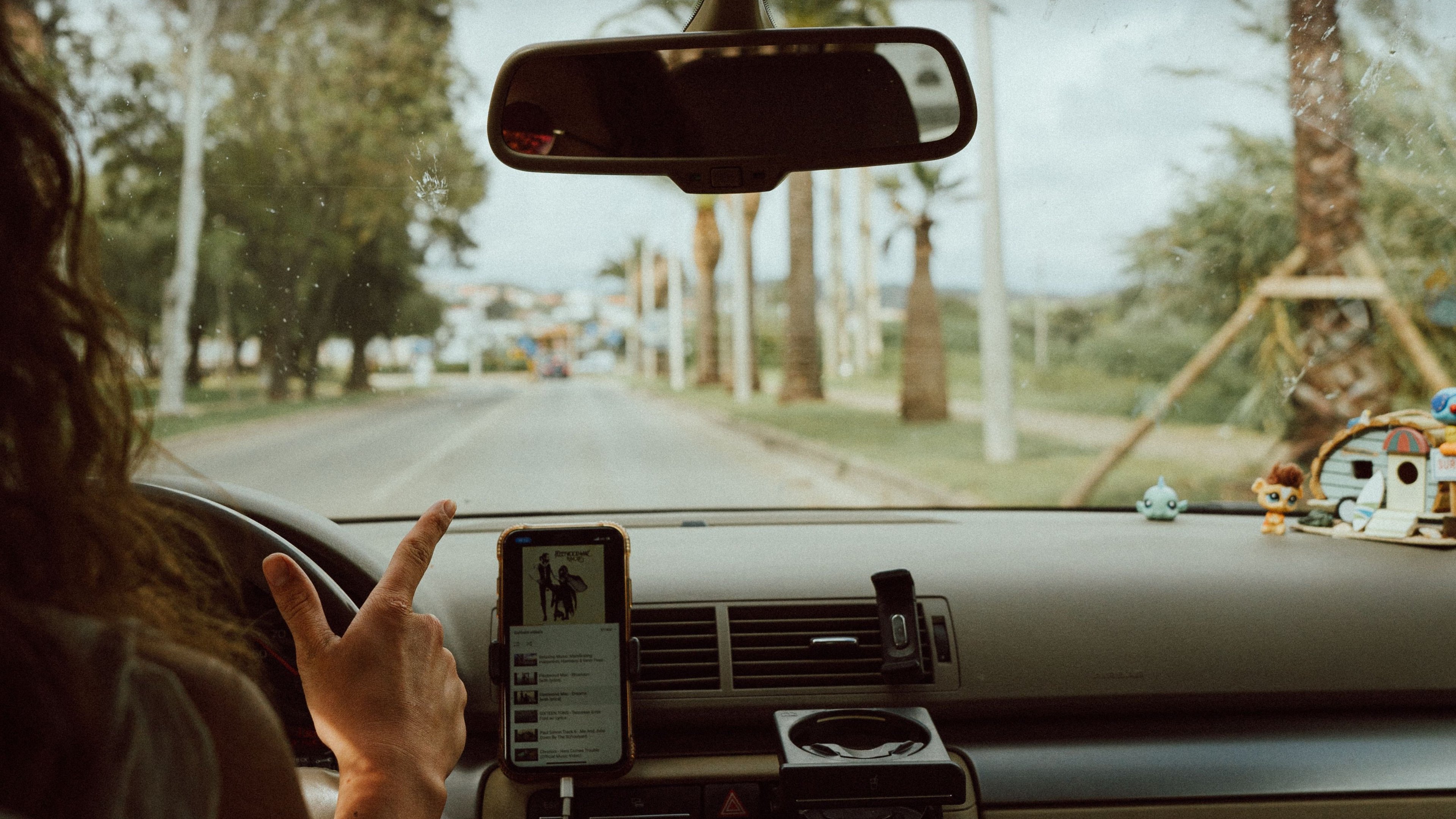 A playlist perfeita para uma viagem de carro pelas estradas de Minas - Pexels/ Bert Christiaens 