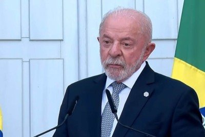 Lula concedeu entrevista coletiva após cúpula de líderes do G7 -  (crédito: YouTube/Reprodução)