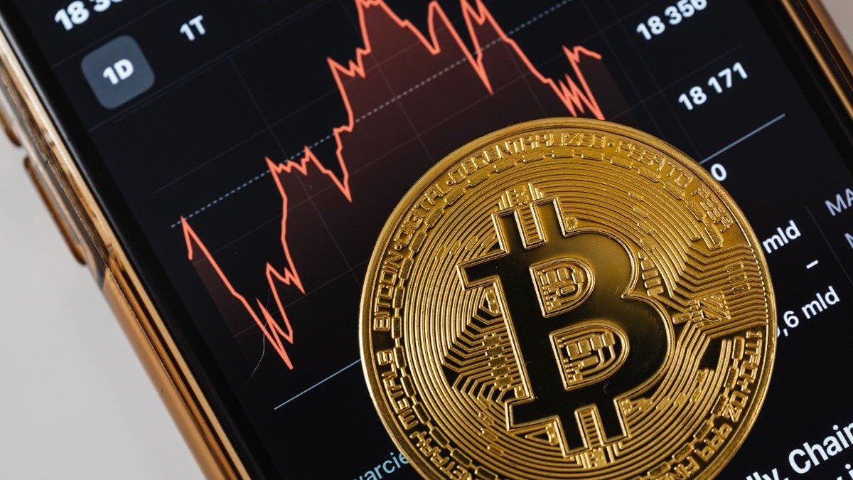A seguran&ccedil;a de ativos digitais &eacute; crucial para investidores, diante da volatilidade do mercado de criptomoedas abordada no guia. -  (crédito: Karola G de Pexels)