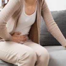Sintomas ignorados atrasam diagnóstico da endometriose - DINO