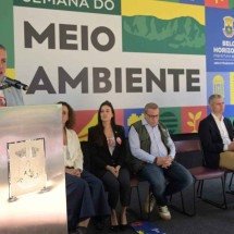 Damião assina documento que prevê obras de requalificação orla na Pampulha