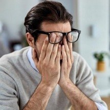 Estresse e sedentarismo? Fatores que afetam a saúde masculina 30+ - Magnific