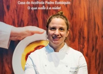A chef-executiva do Rosewood São Paulo, Rachel Codreanschi, assina o almoço da Cape -  (crédito: Wellerson Phillipe/Divulgação)