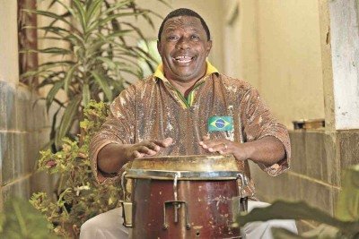 O cantor e compositor mineiro Fabinho do Terreiro promete revelar can&ccedil;&otilde;es de seu novo disco, 'Esculacho', que ser&aacute; lan&ccedil;ado este ano -  (crédito: Leandro Couri/EM/D.A.Press)