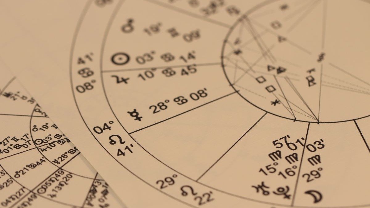 Astrologia: o que significa a conjunção de Lua, Vênus, Júpiter e Mercúrio de ontem - MiraCosic de pixabay