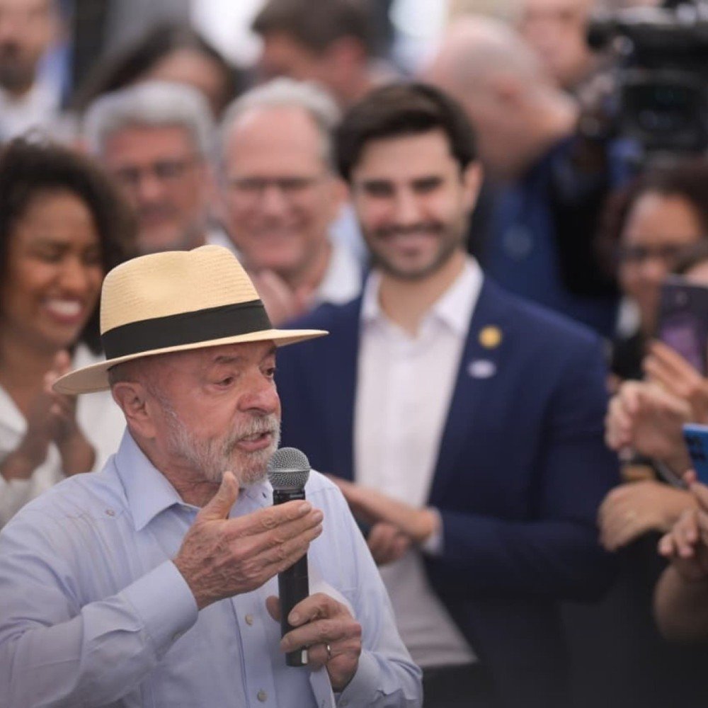 Em BH, Lula evita comentários sobre Jacques Wagner e foca em investimentos