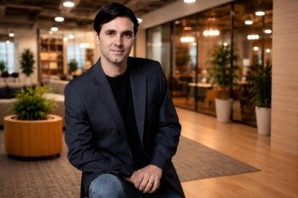 Organizações perdem em competitividade ao ignorar agentes autônomos de IA