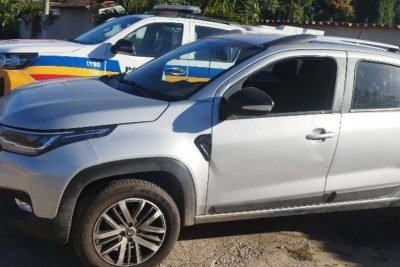 Caminhonete Fiat Strada Volcano, roubada em fevereiro de 2026, é recuperada quatro meses depois de ter sido furtada -  (crédito: PMMG/Divulgação)