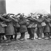 O tratado que tentou limitar a guerra: o Protocolo de Genebra de 1925 e seus limites - Portal Giro 10