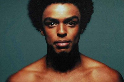 'Andar com fé' estreia em 20 de agosto, em São Paulo, com o mineiro Gui à frente de 50 artistas no musical que conta a história de Gil -  (crédito: Gabriel Wickbold/Divulgação)