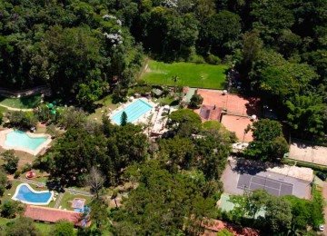 Com área de 250 mil metros quadrados, o Serra Del Rey Clube está localizado nas montanhas da cadeia do Espinhaço
 -  (crédito: Minas Tênis Clube/Divulgação)