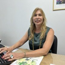 Apesar dos desafios, mulheres ampliam presença na construção - DINO