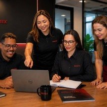Mulheres e jovens lideram transformação na logística - DINO