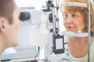 A preven&ccedil;&atilde;o para problemas futuros na vis&atilde;o vai al&eacute;m do exame oftalmol&oacute;gico -  (crédito: DINO)