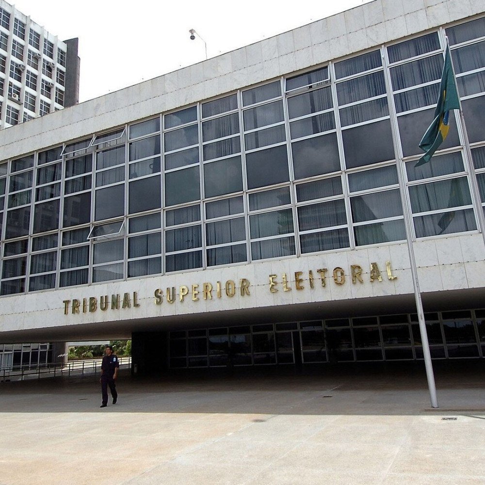 TSE contra deepfakes: novo conselho para eleições ⚖️🧠