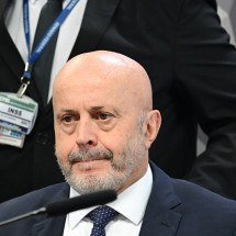 Careca do INSS relata luzes acesas 24h em cela e pressão de agentes por delação
