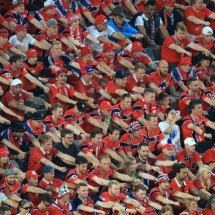 Empolgação da arquibancada ao vestiário: Noruega faz festa única na Copa com direito a remada viking - No Ataque Internacional