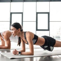 Prancha: o exercício simples que fortalece abdômen, costas e melhora a postura em poucos minutos - Portal Giro 10