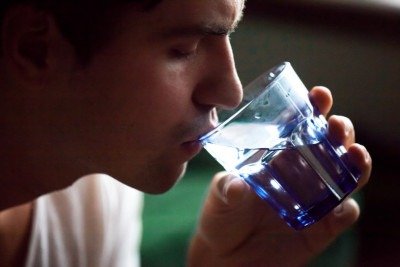 Condições como erosão dentária, bruxismo e retração gengival podem deixar a boca mais vulnerável à sensibilidade -  (crédito: yanalya/Magnific)