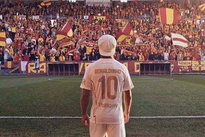Clube da Série C da Itália oficializa contratação de Ronaldinho Gaúcho -  (crédito: No Ataque Internacional)