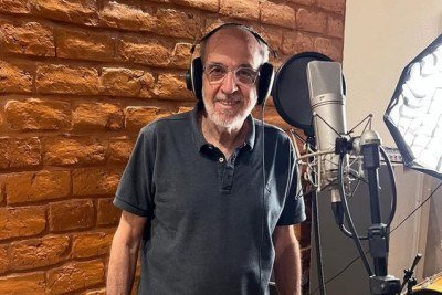 
Em seu sexto álbum de estúdio, Sidney Grandi, de 77 anos, gravou canções que falam de afetos, memórias e inquietações sociais -  (crédito: Instagram/reprodução)