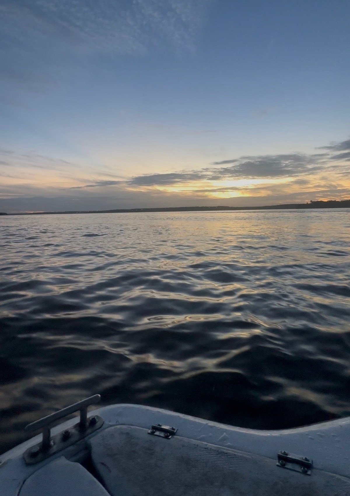  O espet&aacute;culo do fim do dia na Lagoa de Guara&iacute;ras