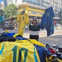 Classificação da Seleção Brasileira gera lucro a comerciantes de BH - Jair Amaral/EM/D.A Press
