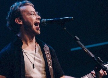 Como um artista independente alcançou o 1º lugar das rádios? -  (crédito: Yuri Milicevic)