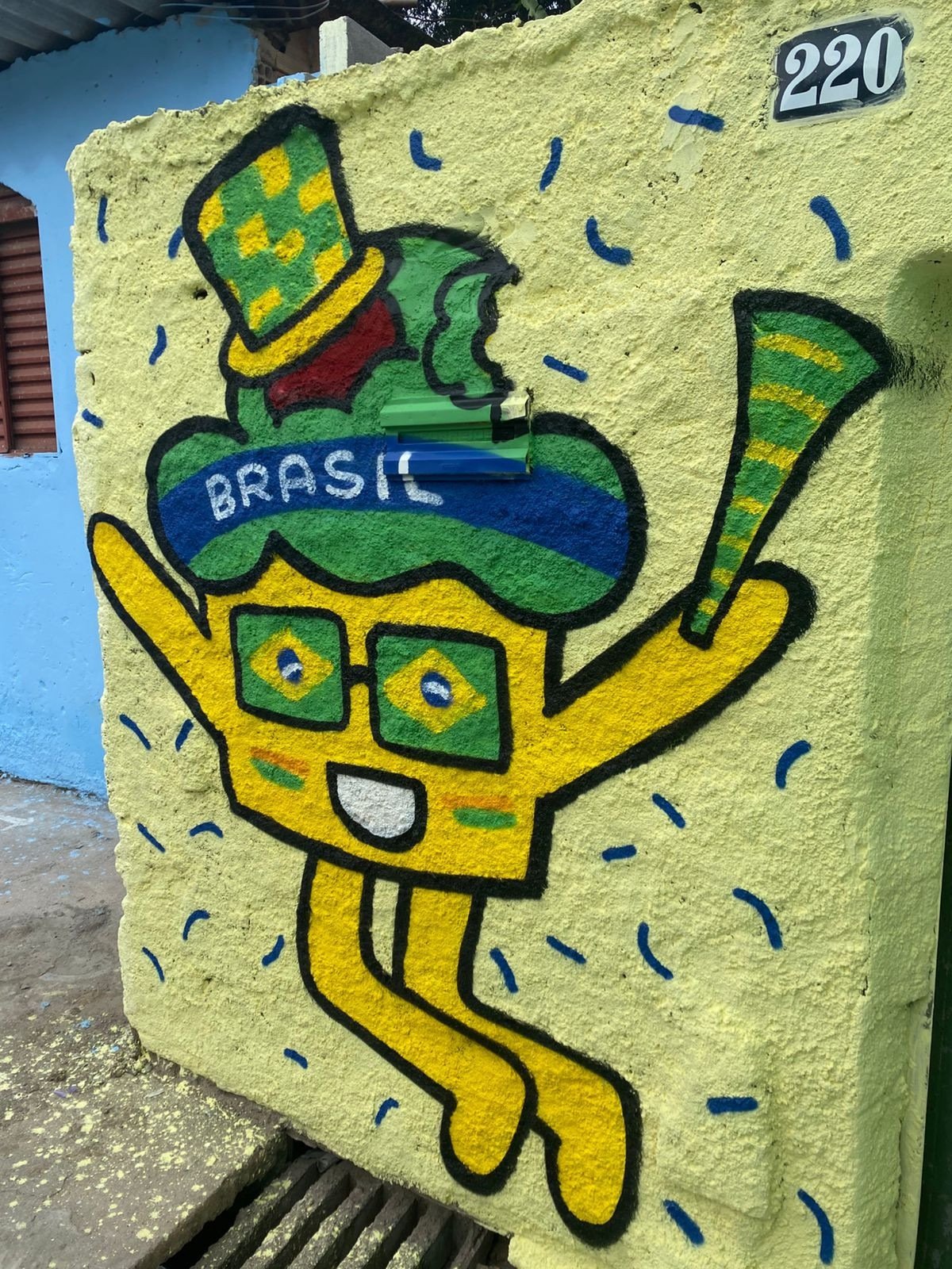 Raquel Bolinho foi uma das convidadas para decorar a vila São Vicente, no Santa Tereza, para a Copa do Mundo 2026-Arquivo pessoal
