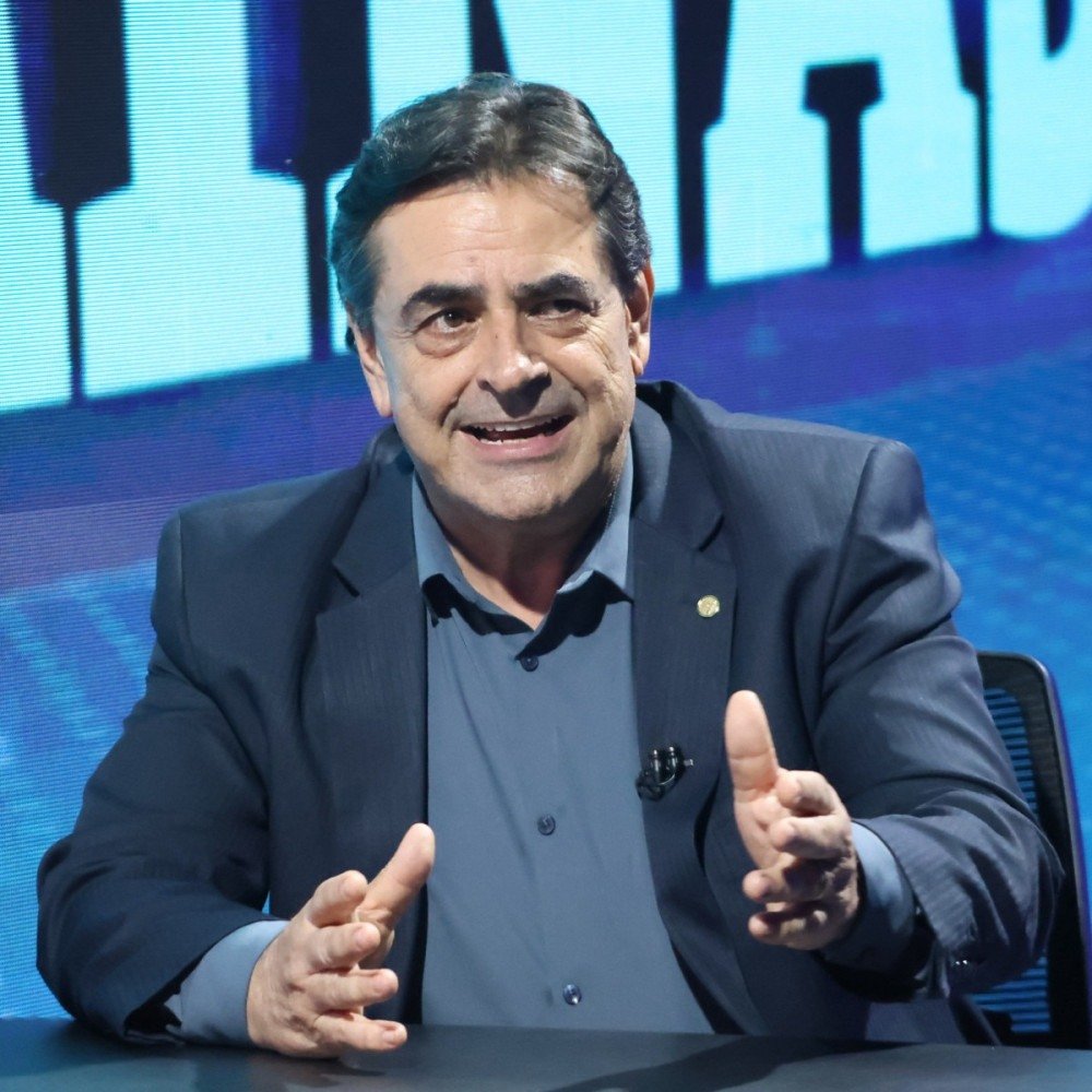 Domingos Sávio cobra presidente 'decente' para o Senado