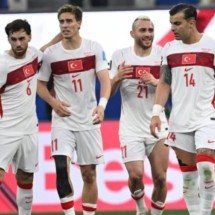 Turquia vence EUA com gol nos acréscimos na Copa; estadunidenses avançam em primeiro - No Ataque Internacional