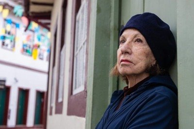 A cineasta carioca Helena Solberg &eacute; a homenageada da 21&deg; Mostra de Cinema de Ouro Preto (CineOP) -  (crédito: Leo Lara/Universo Produ&ccedil;&atilde;o/Divulga&ccedil;&atilde;o)