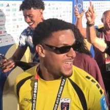 Jogadores de Cabo Verde fazem ‘festa’ na zona mista após classificação; veja vídeo - No Ataque Internacional