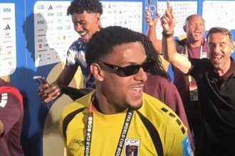Jogadores de Cabo Verde fazem ‘festa’ na zona mista após classificação; veja vídeo