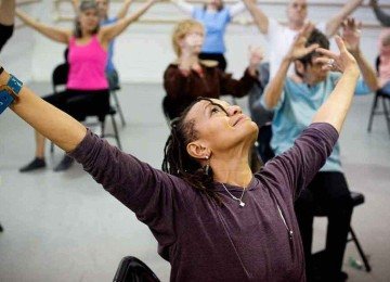 Mark Morris Dance Group, em Nova York, desenvolve trabalho para pacientes de Parkinson
 -  (crédito: Mark Morris Dance Group/site)