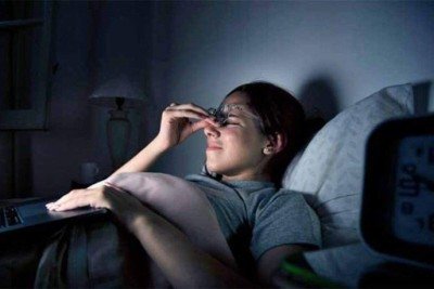 Somnifobia - Medo persistente de dormir ou de adormecer, muitas vezes ligado ao receio de perder o controle, ter pesadelos ou enfrentar eventos ameaçadores durante o sono. Esse medo pode causar insônia crônica e agravamento da ansiedade. -  (crédito: Imagem Freepik)