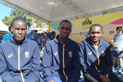 Da esquerda para a direita: Vivian Jeftanui Kiplagat, Nicolas Kiptoo Kosgei e Vestus Cheboi Chemjor  -  (crédito: Larissa Leone/EM/D.A. Press)
