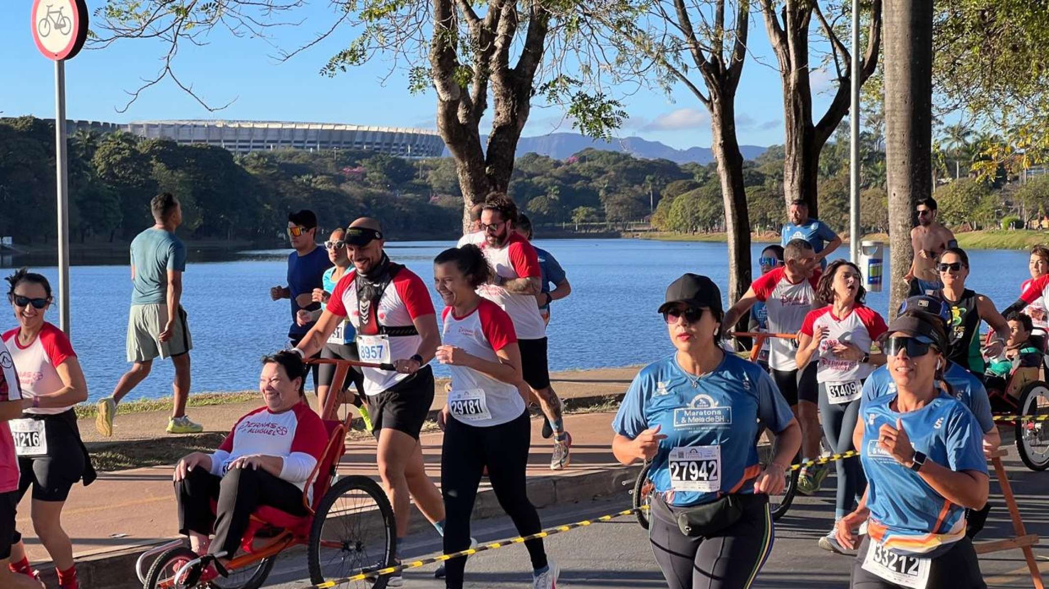 Maratonistas tiveram o tempo máximo de seis horas para concluir a prova