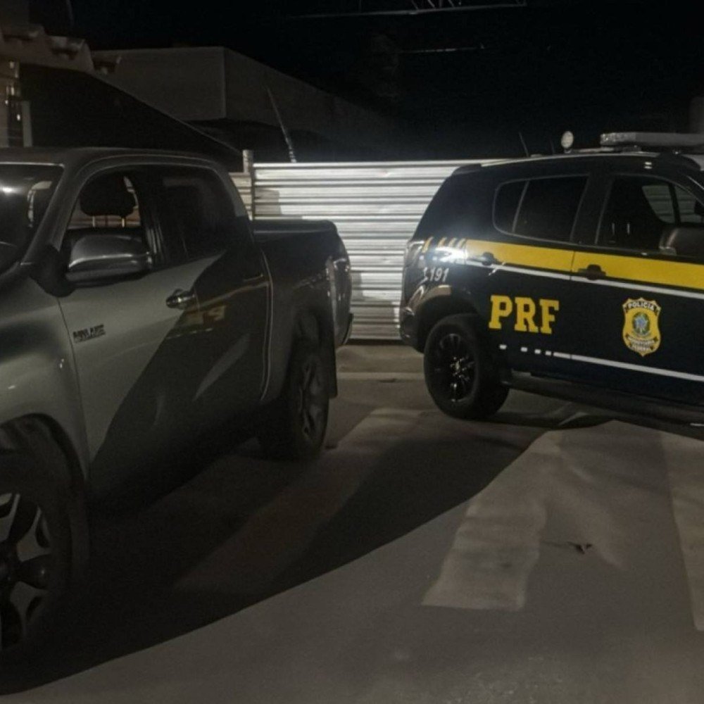 PRF recupera Hilux furtada em BH durante fiscalização na BR-262
