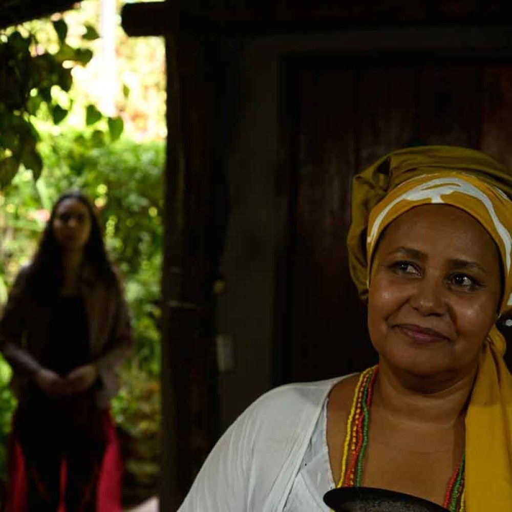 Releitura tecnológica de 'Antígona' estreia nesta terça (30/3) em BH