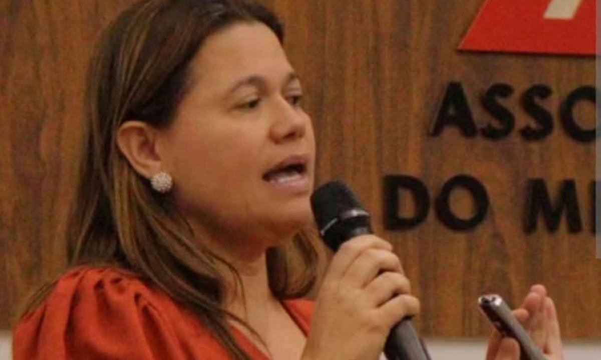Promotora Luz Maria Romanelli de Castro, presidente da Associa&ccedil;&atilde;o Mineira do Minist&eacute;rio P&uacute;blico