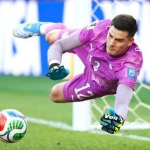 Quem é Orlando Gill? Goleiro de 1,98 m foi herói paraguaio contra a Alemanha na Copa - No Ataque Internacional