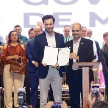 Simões oficializa Tadeu Leite no Tribunal de Contas de Minas - Cristiano Machado/Governo de Minas