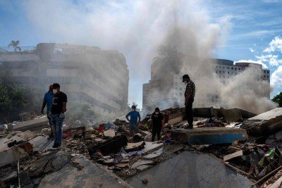 Novo tremor de terra assusta Venezuela, ainda em busca de sobreviventes após dois terremotos na última quarta-feira       -  (crédito:  AFP)