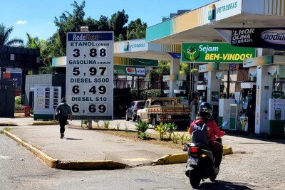 Posto Petrobras, da Rede Flex, na Avenida dos Andradas, bairro Santa Efigênia, na manhã desta segunda-feira (29/6) -  (crédito: Gladyston Rodrigues/EM/D.A. Press)