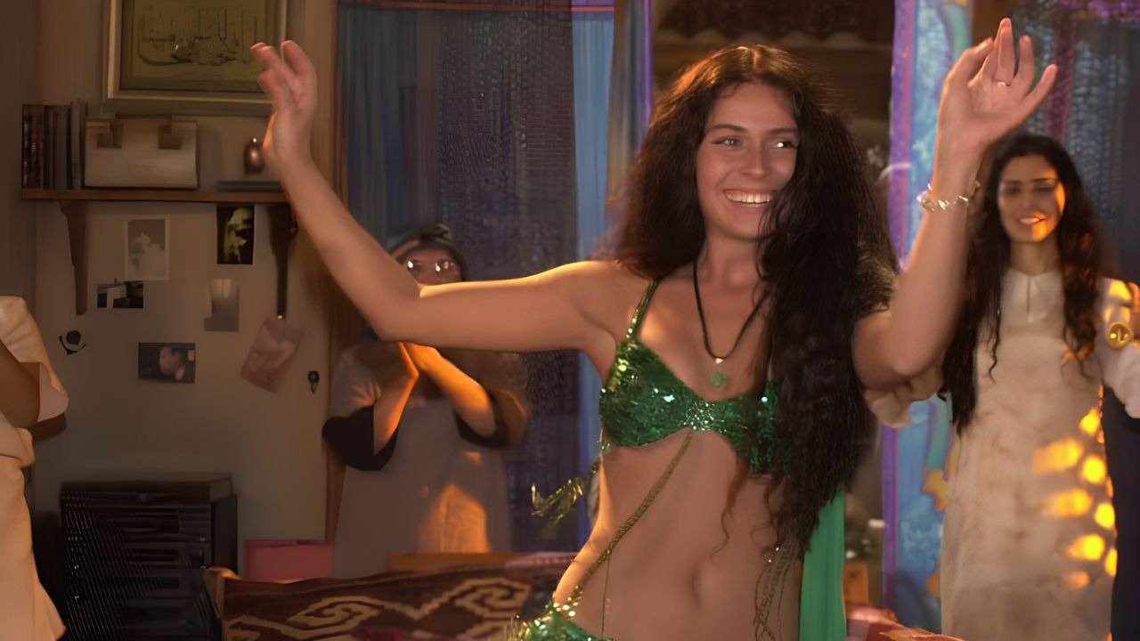 Os figurinos de novelas que saíram da tela e viraram moda nas ruas
