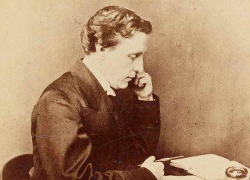 O escritor Lewis Carroll (1832-1898), autor de 'Alice no País das Maravilhas', volta a ganhar a tradicional homenagem de 4 de julho -  (crédito: Christ Church/University of Oxford)